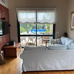 Four Bedroom With Private Pool In The Heart Of Rioja Alavesa Σαλέ La Guardia