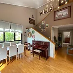 Σαλέ Four Bedroom With Private Pool In The Heart Of Rioja Alavesa