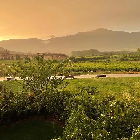 Chalé Four Bedroom With Private Pool In The Heart Of Rioja Alavesa *