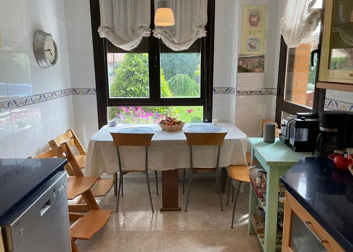 Chalet Four Bedroom With Private Pool In The Heart Of Rioja Alavesa Laguardia